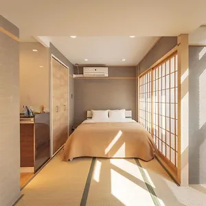 谷町君・星hotel・道頓福居 아파트